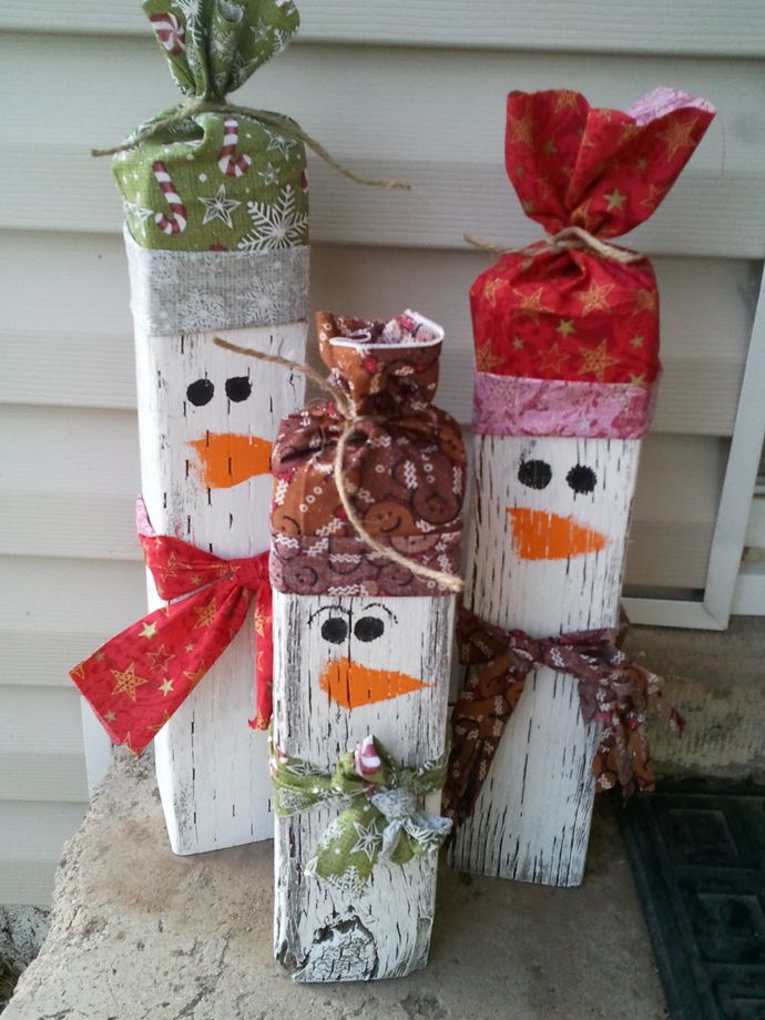 4x4 Snowmen Christmas Decoration