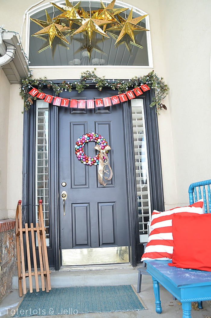 Low Tech Sparkle Christmas Door Decoration