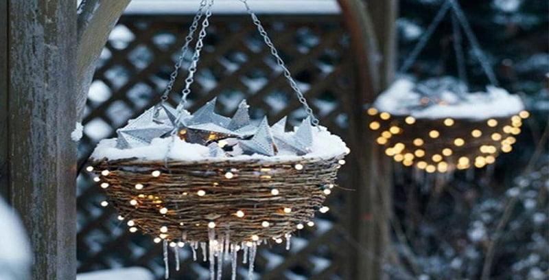 Featured image for “50 Best Outdoor Christmas Decorations for 2023”