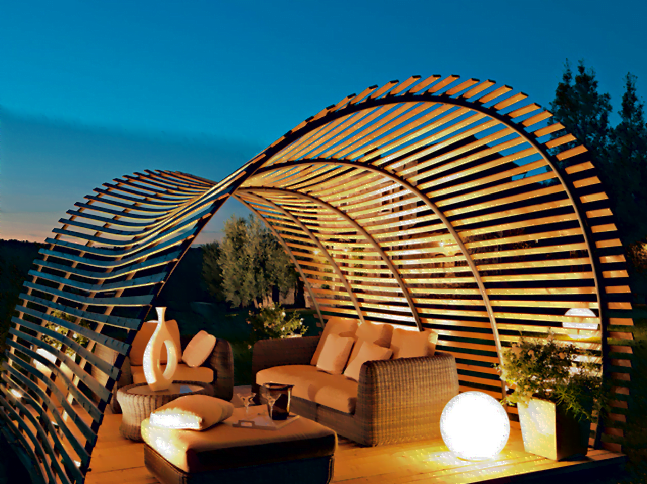 Perfectly Curved Pergola