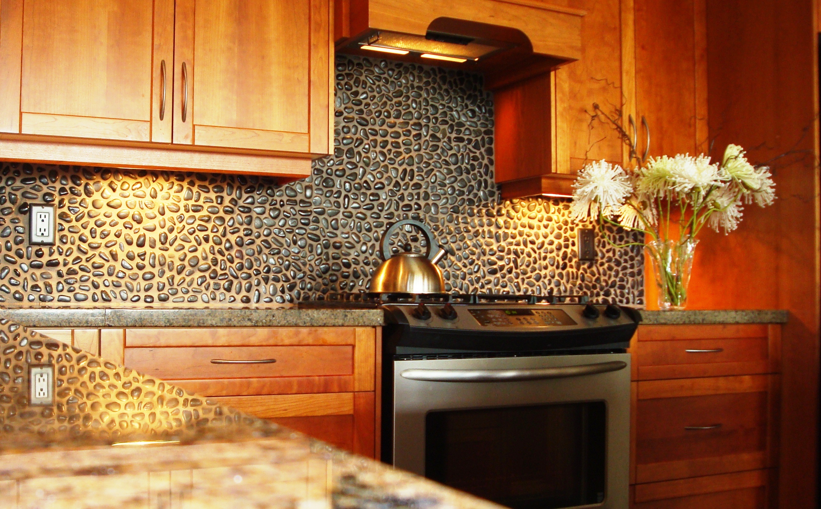 Small Stone Backsplash