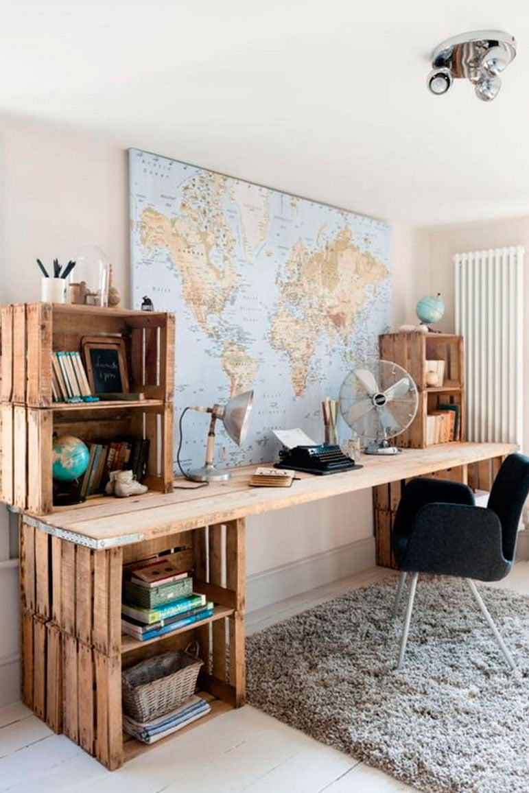 World Traveler Wooden Work Desk Pallet Furniture