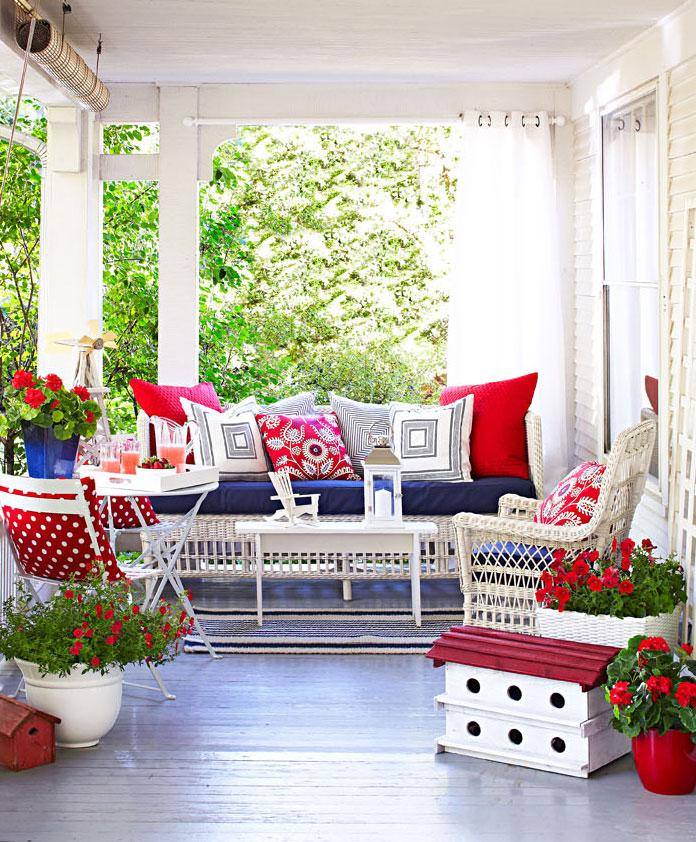 Vivid Red, White and Blue Makes a Wonderfully Patriotic Statement