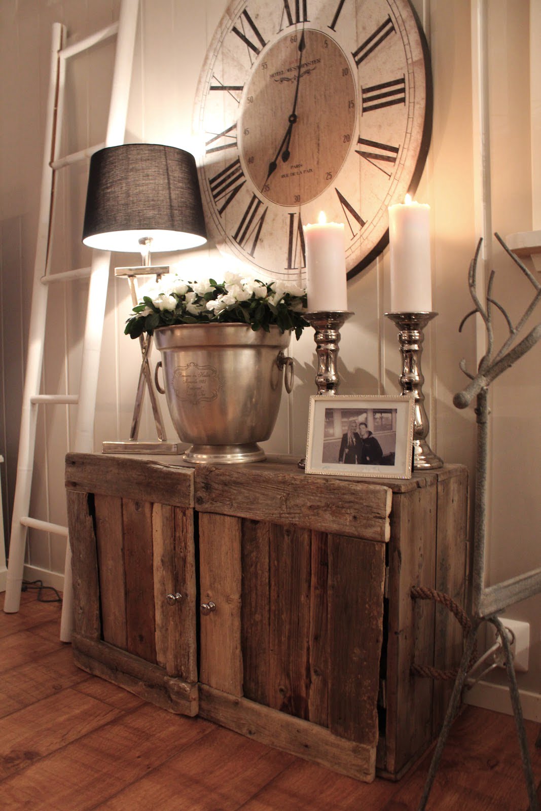 Mix Metal Textures with Reclaimed Wood