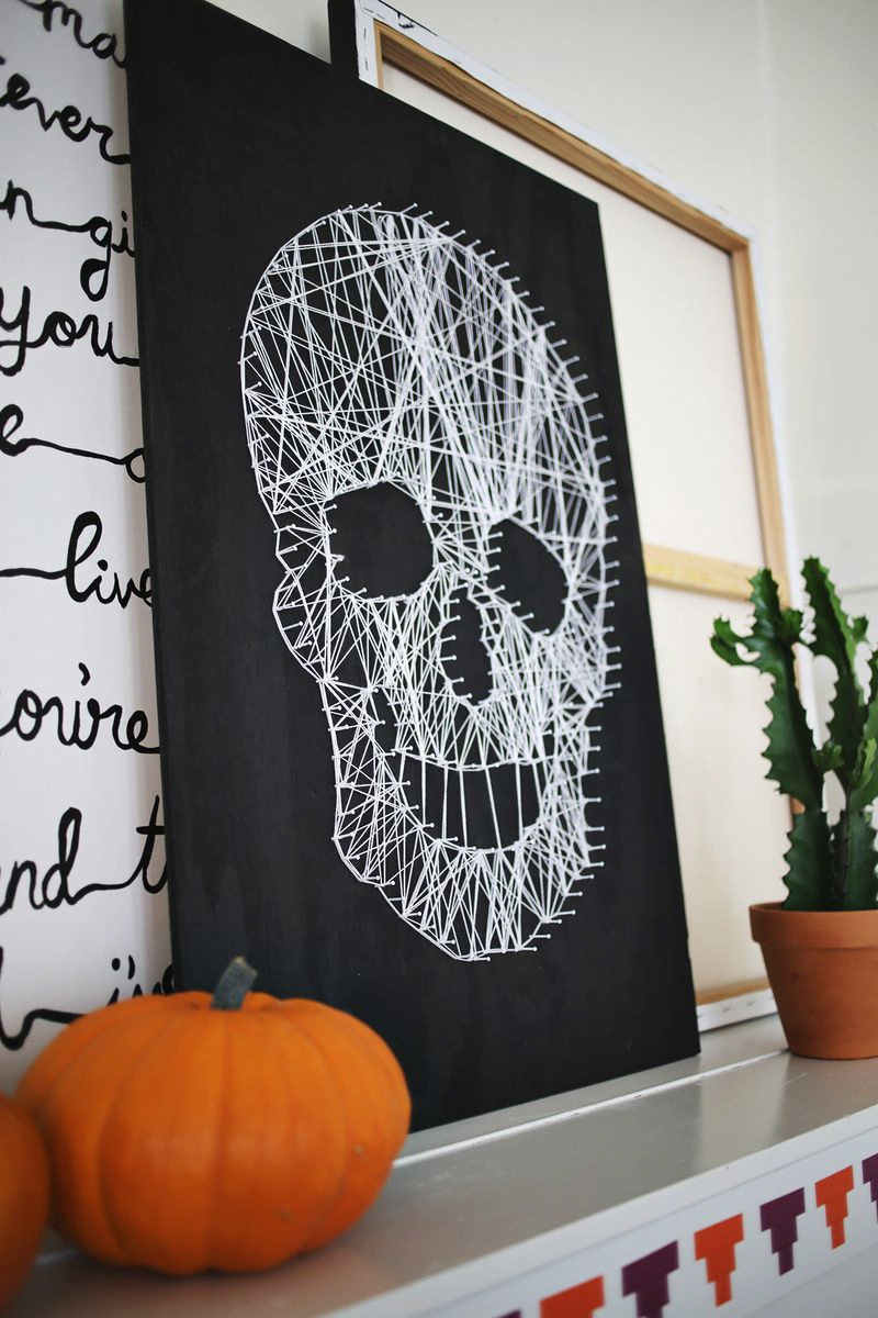 String Makes Scary Skull