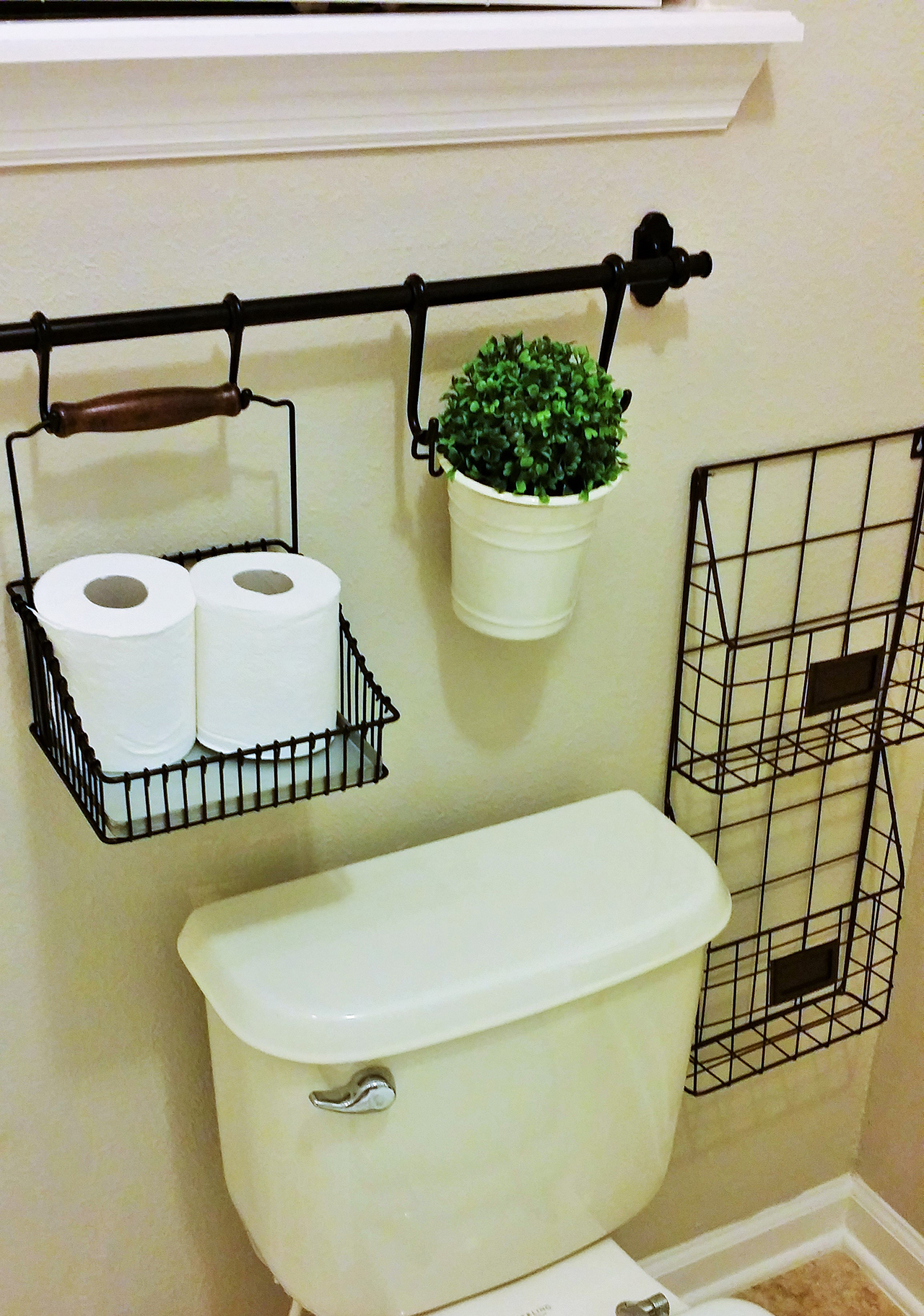 Wall-mounted Wire Storage Baskets