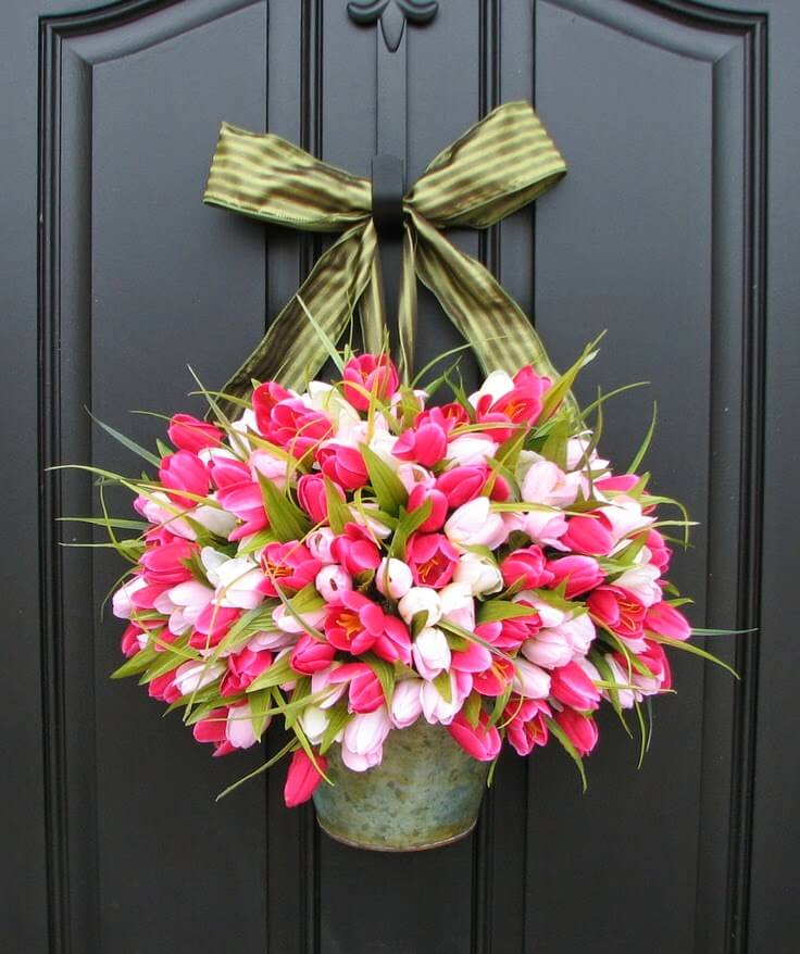 Pretty Spring Tulip Door Decoration