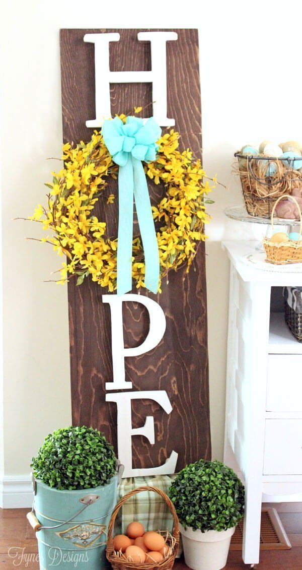 Hope Easter Wreath Board Decoration