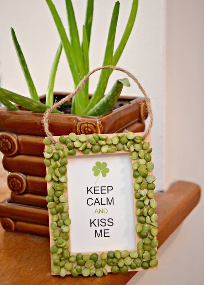 Keep Calm and Kiss Me DIY Sign