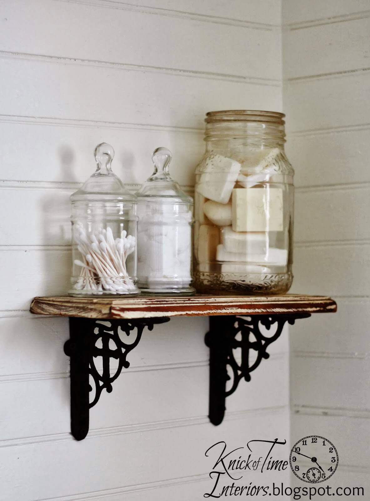 Rustic DIY Bathroom Wall Shelf