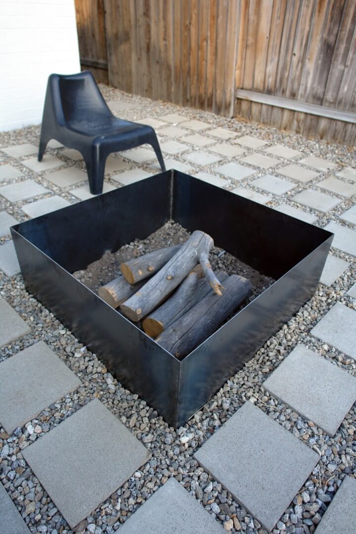 Super Simple Square Metal Fire pit