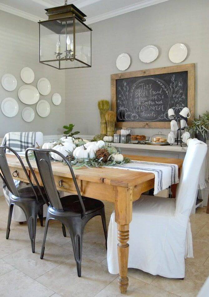 A Country-Inspired Look with Simple Decor