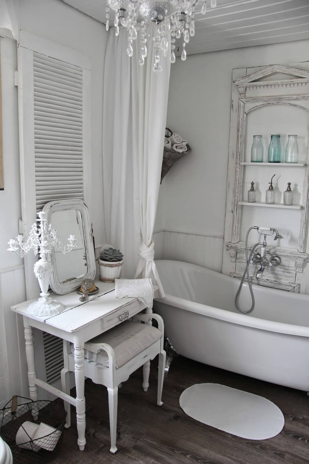 Shabby Chic Dressing Table and Tub Shelving