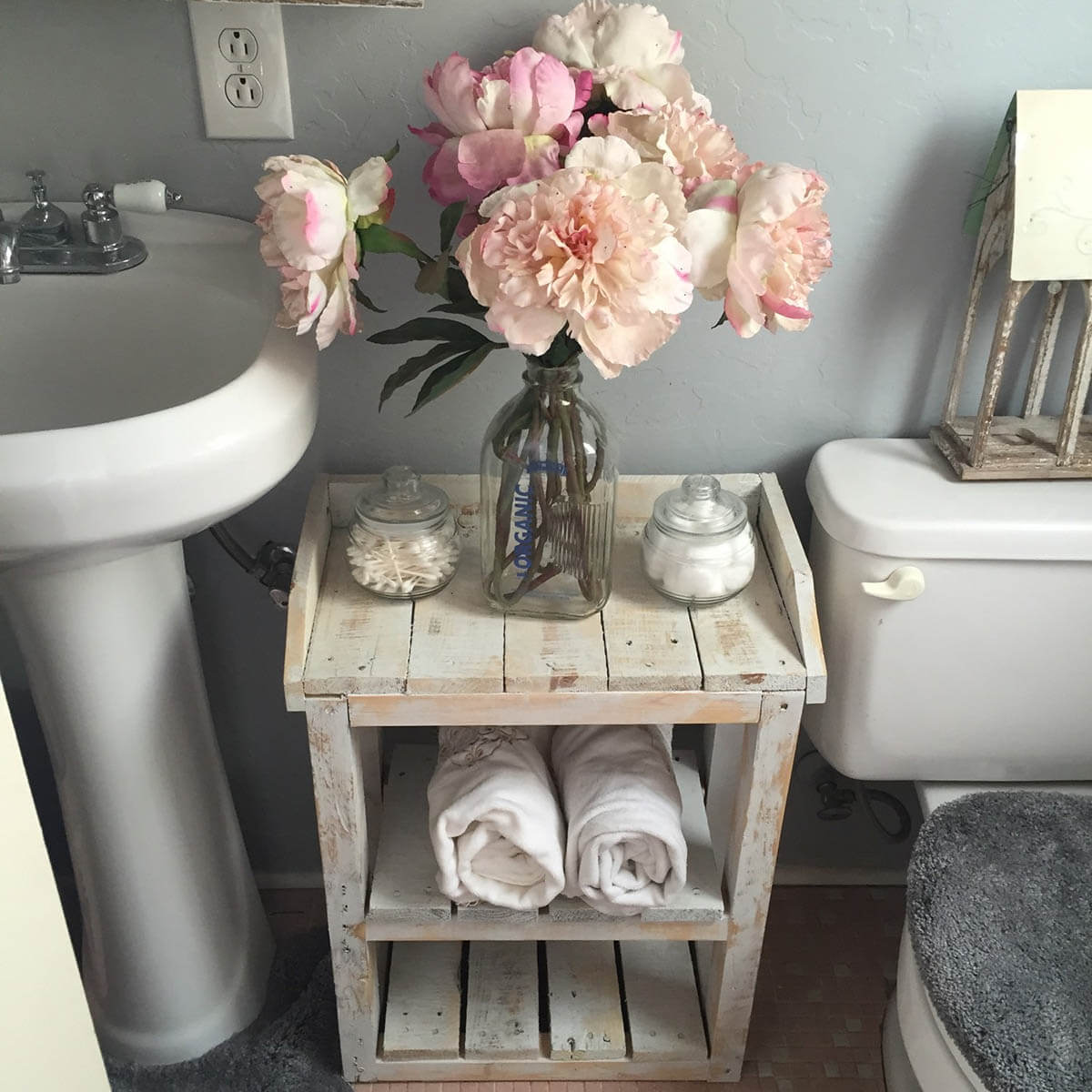 White Washed Wood Shelving Organizer