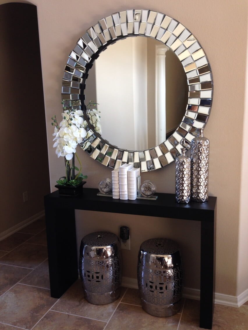 Modern Round Entryway Mirror Display