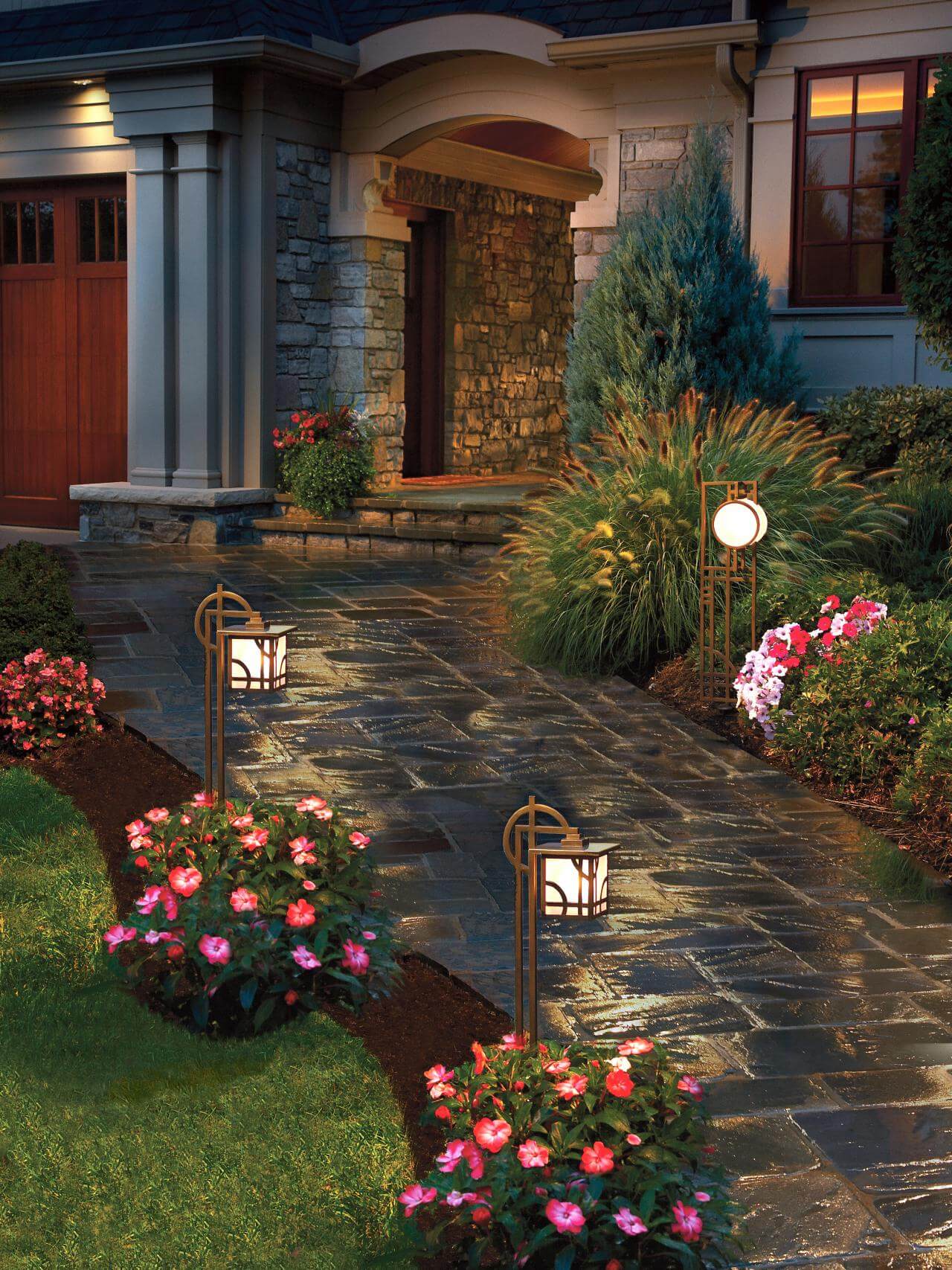 Modern Craftsman Lighted Path