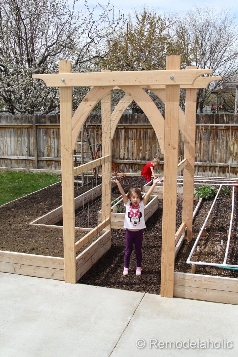 Gothic Arch Garden Entryway Arbor