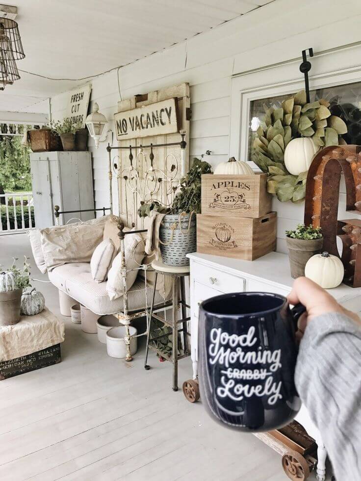 Shabby Chic B & B Porch Decor