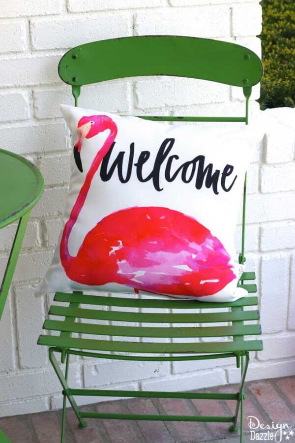 Nostalgic Pink Flamingo Outdoor Cushion