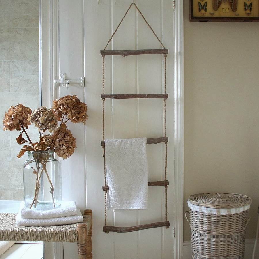 Treehouse Ladder Hanging Towel Display