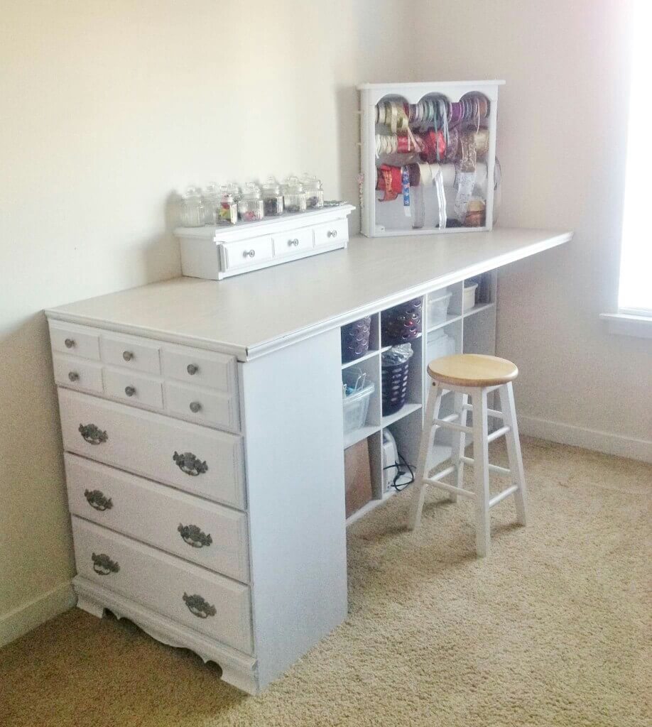 Extended Chest-To-Desk Corner Counter