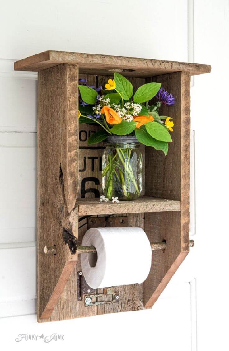 Outhouse Style Pallet Toilet Paper Holder