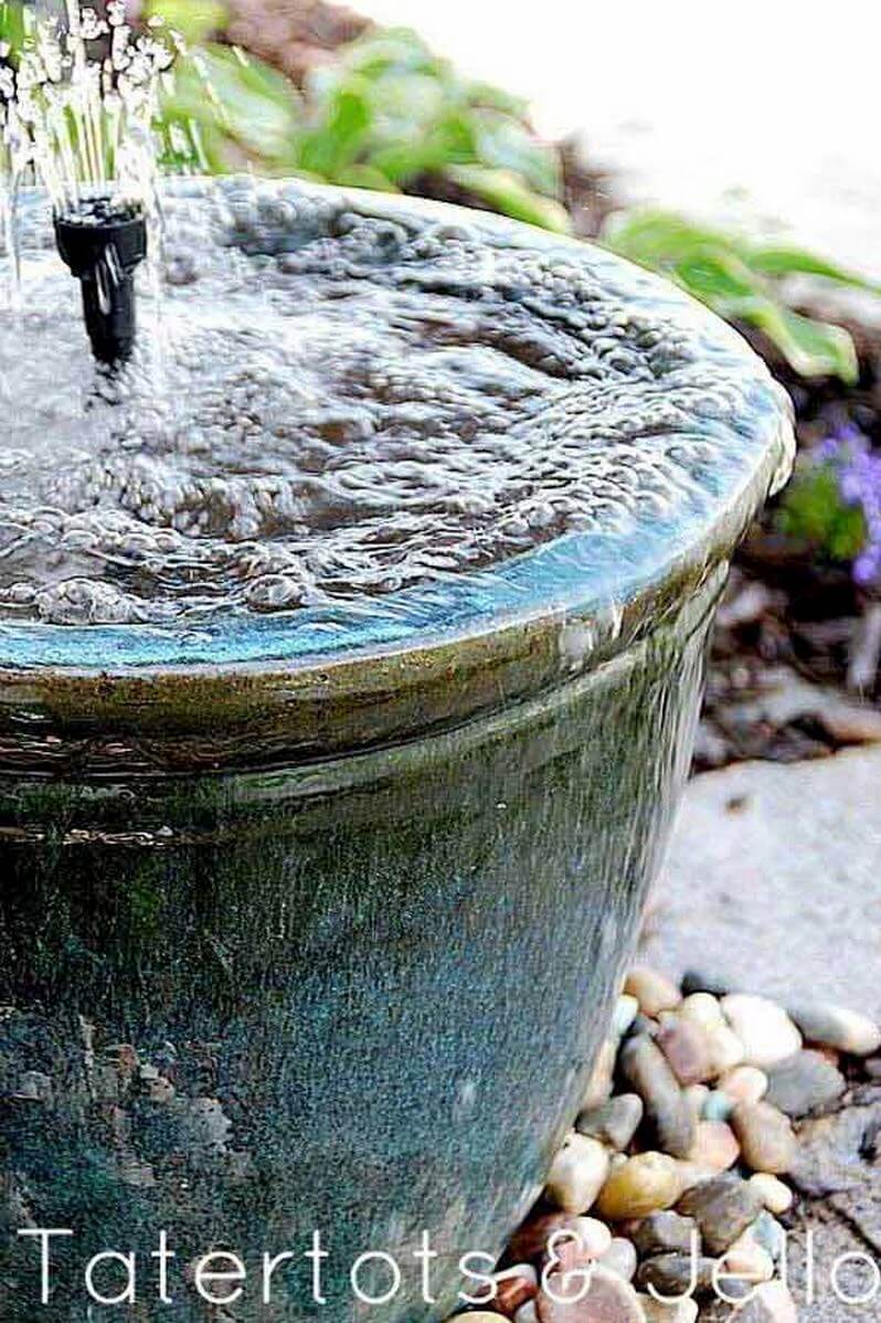 Overflowing Ceramic Pot Fountain