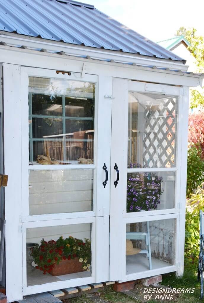 Full-Sized Windows Doors for Easy Sunlight Access