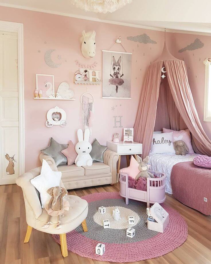 Animals and Pinks are Little Girl Faves