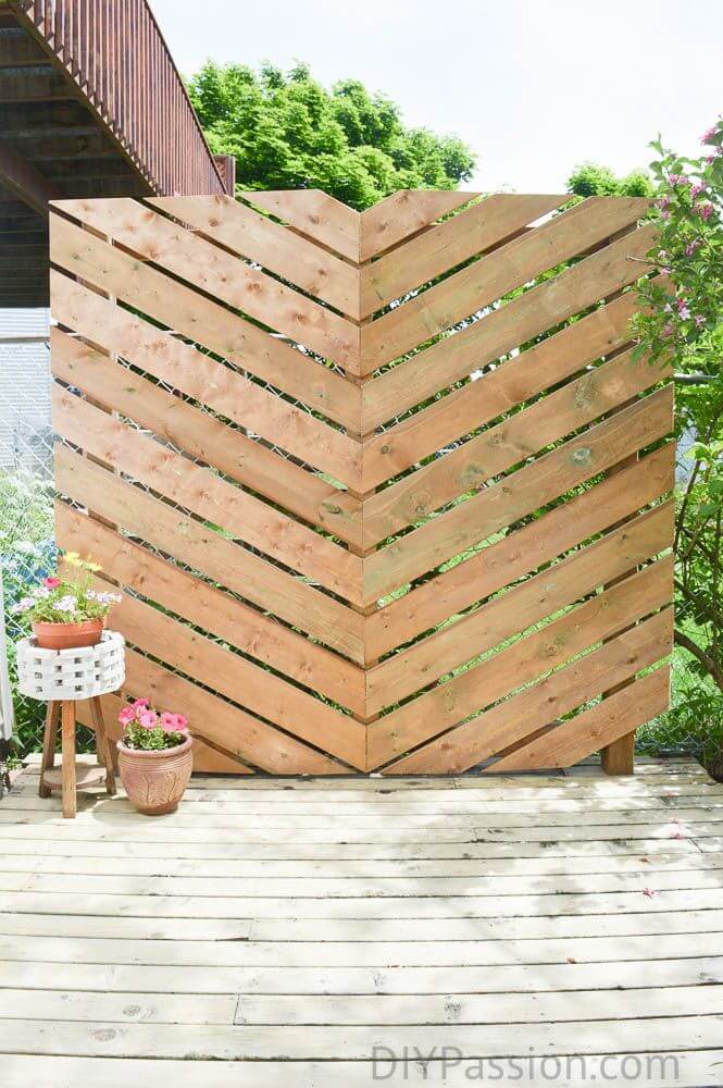 Cool Chevron Pattern for a Deck Privacy Screen