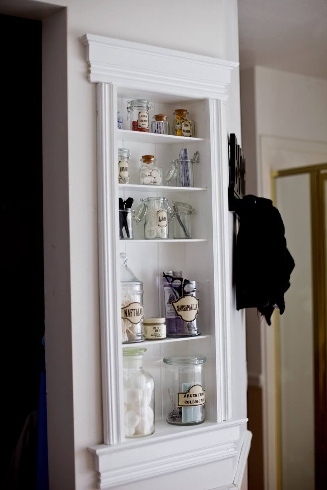 Pretty Jars Can Dress up Bathroom Storage