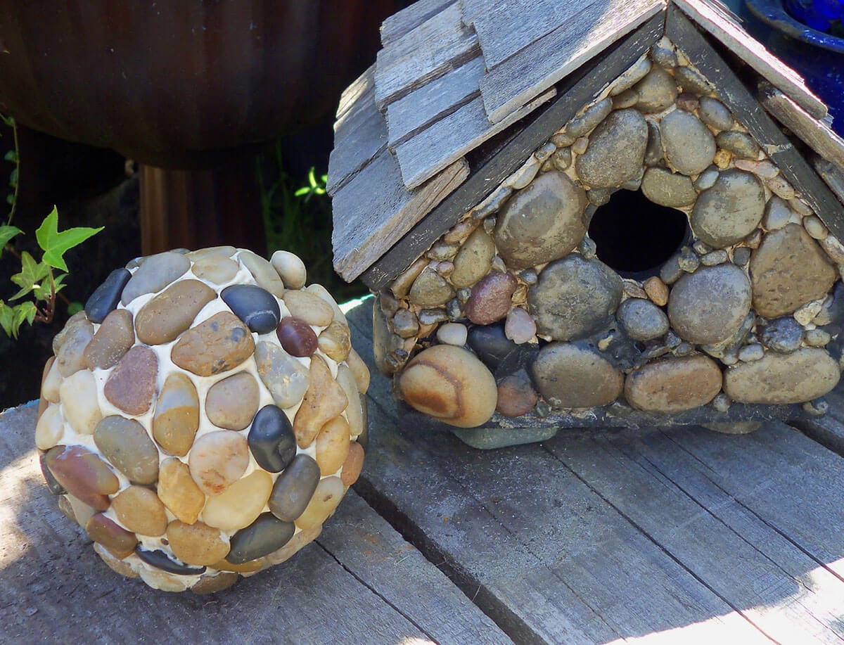 Use Stones in Your Outdoor Decor