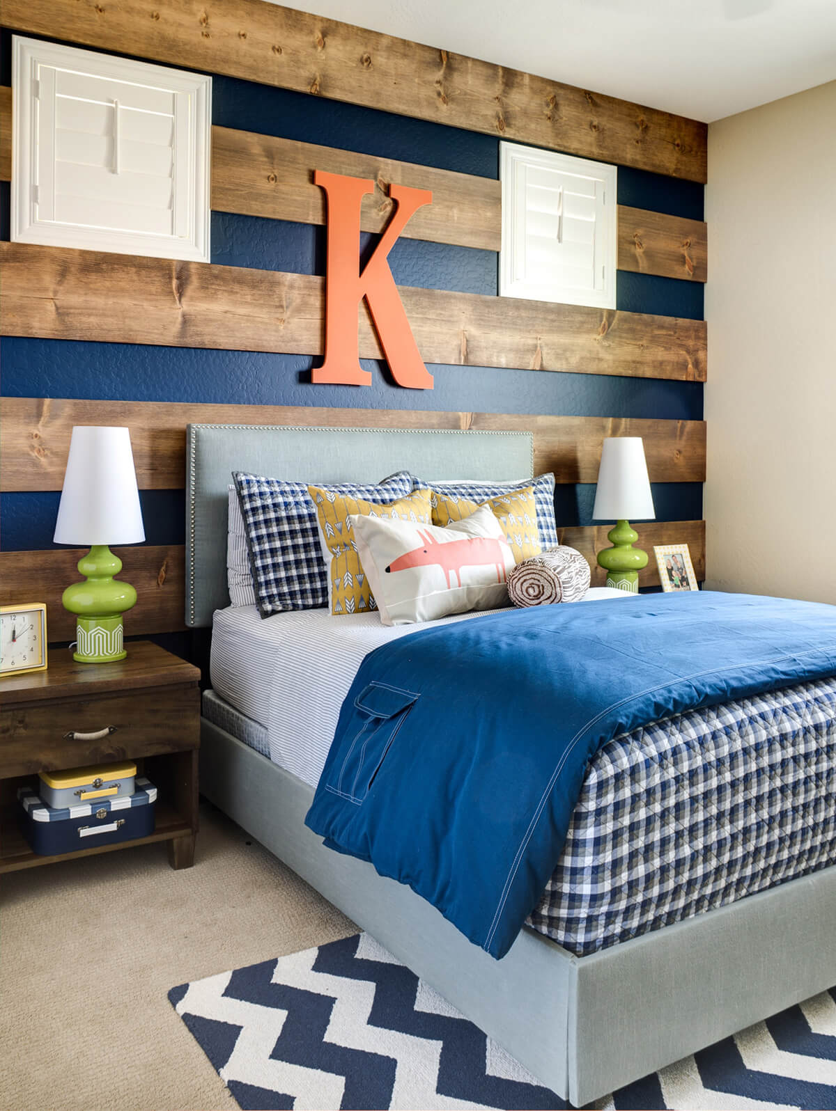 Woodsy Blue Teenage Boy Room Decor Ideas