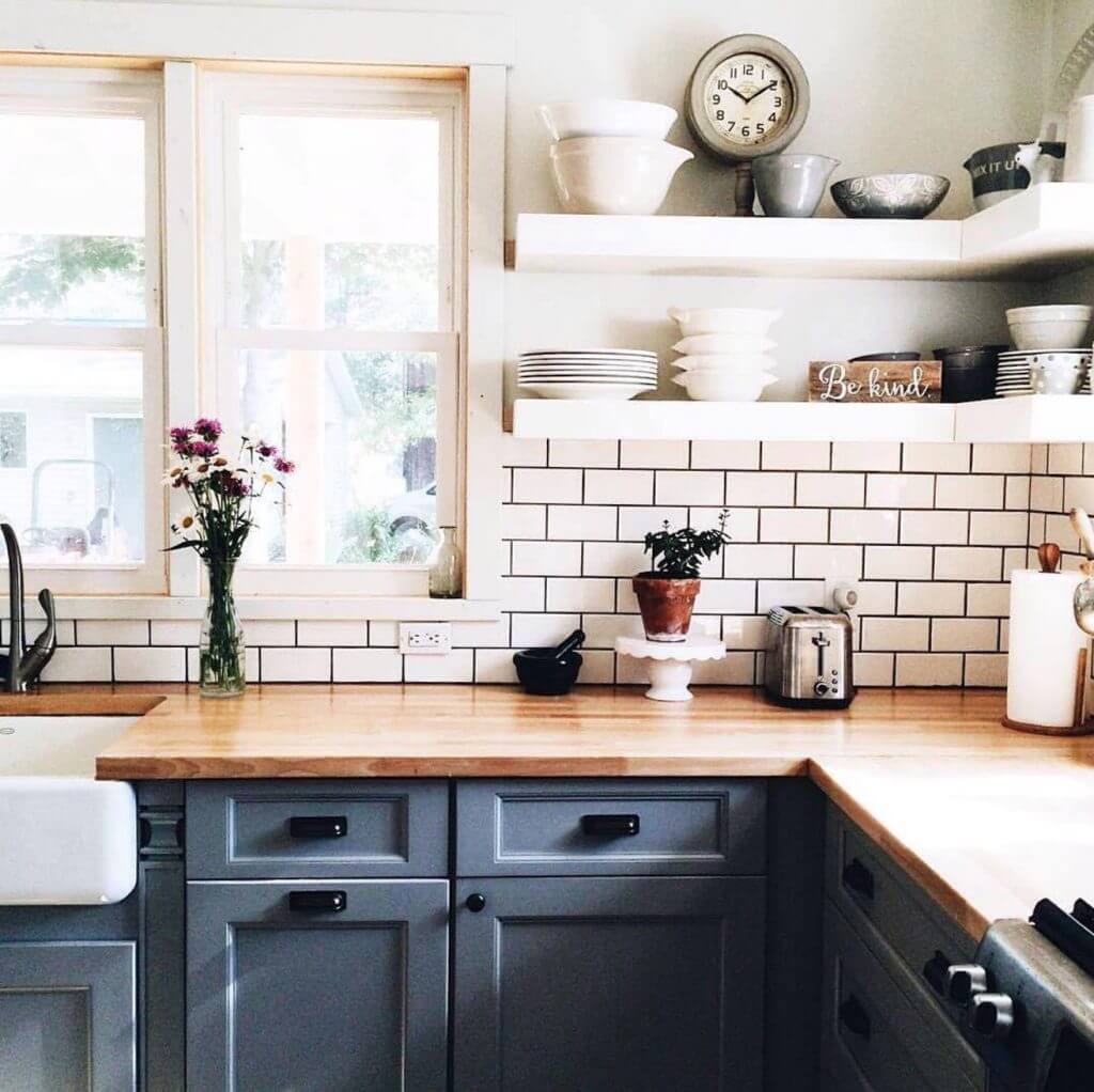 So Fresh So Clean Cottage Kitchen