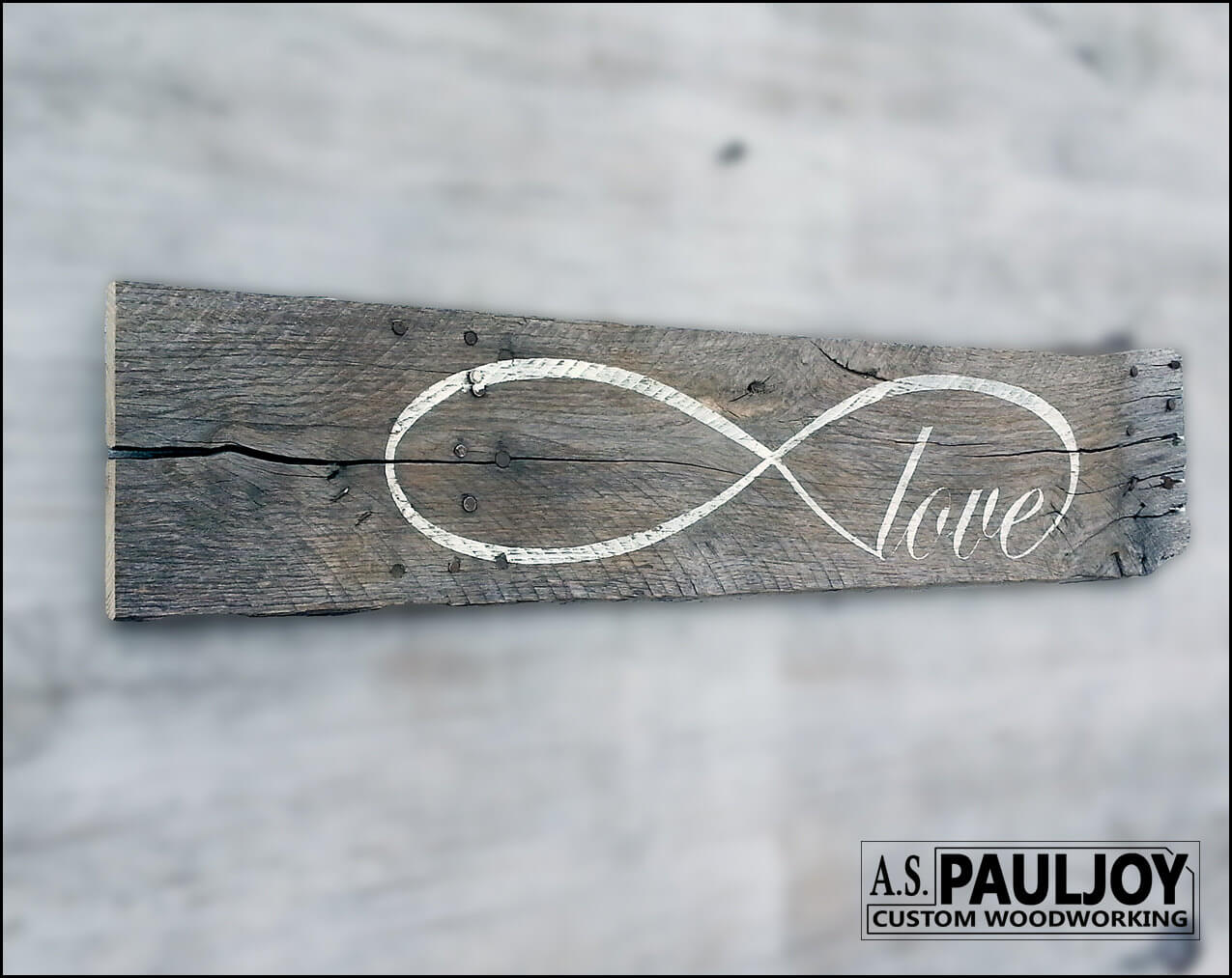 Distressed Barn Wood Eternal Love Décor