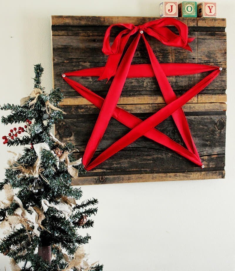 Rustic Red Ribbon Star Wall Art