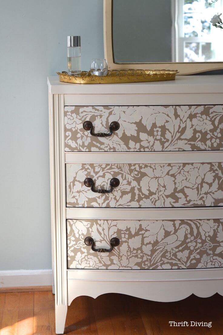 Elegant White and Gold Stencil