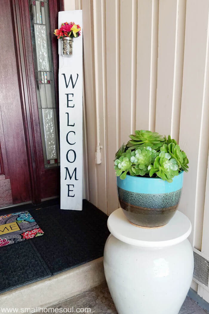 Vertical Posy Accented Porch Welcome Sign