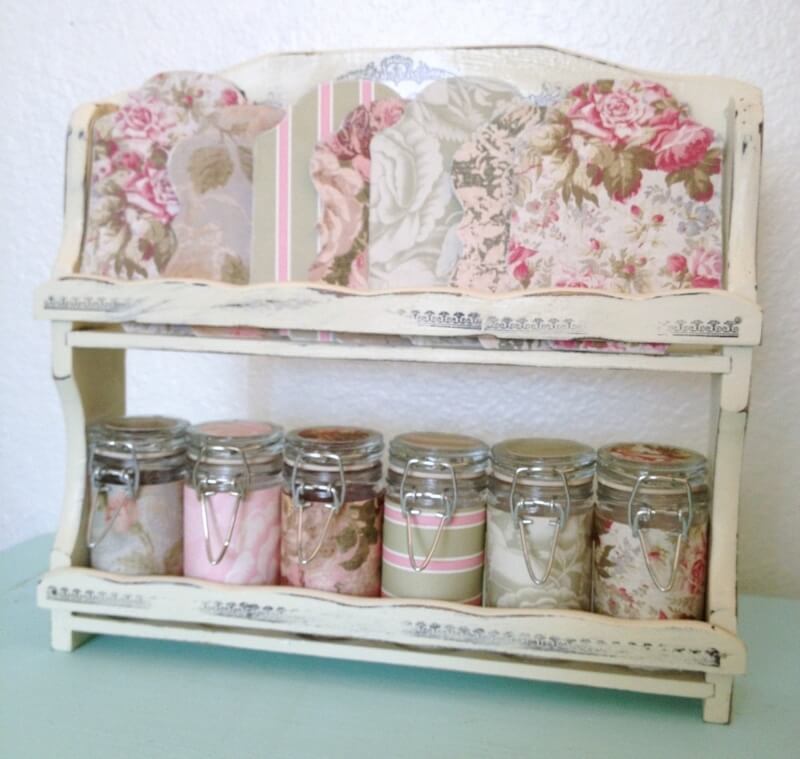 Distressed Wood Spice Rack With Mason Jar