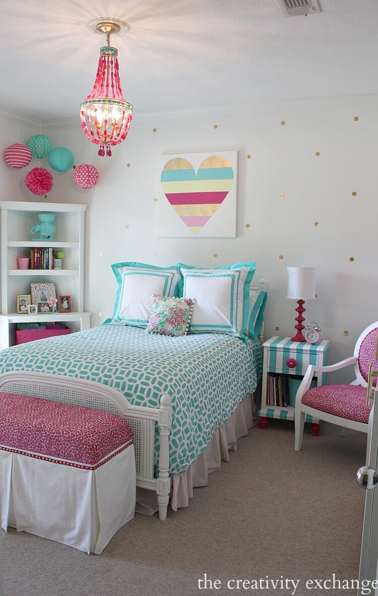 Kid Room Decor Idea with Heart Wall Art