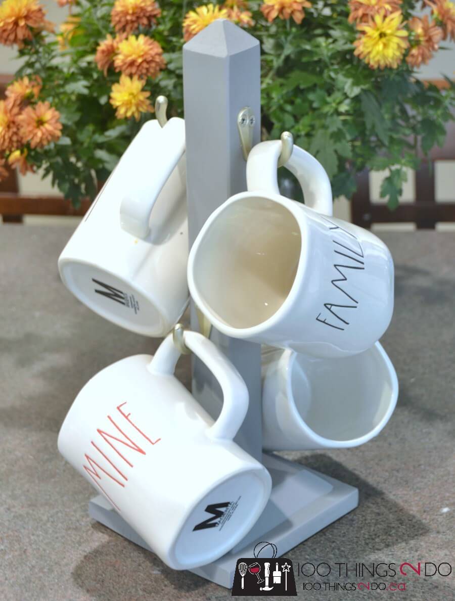 Little Pedestal Rack for Coffee Mugs