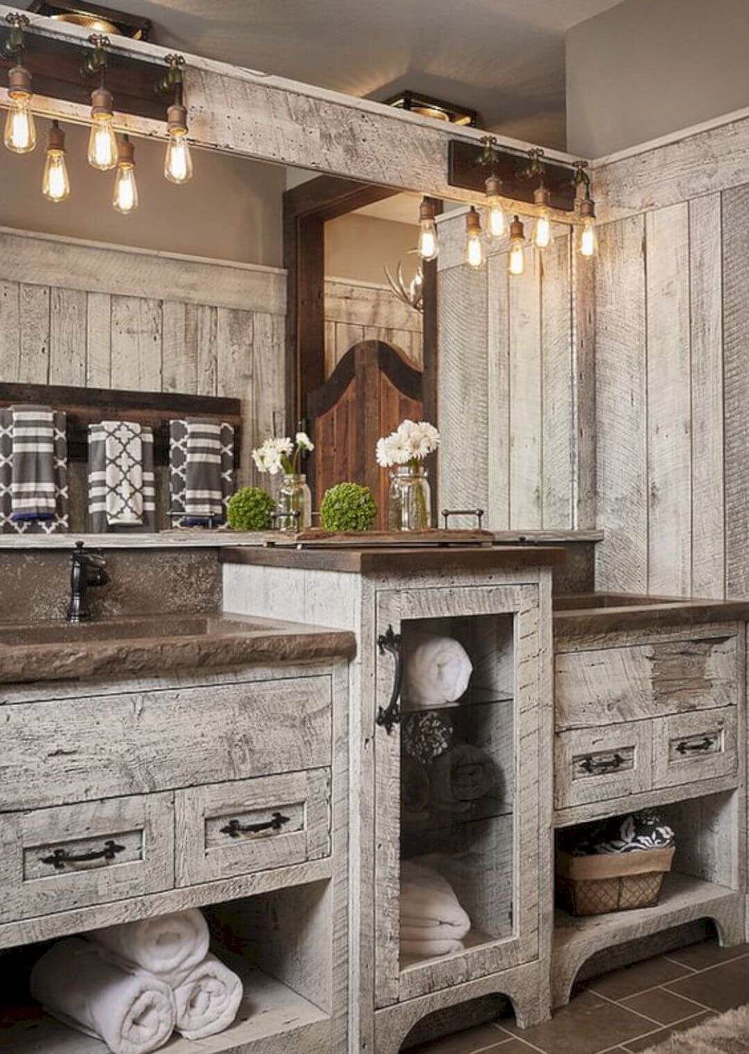 Gray Distressed and Weathered Wood Idea