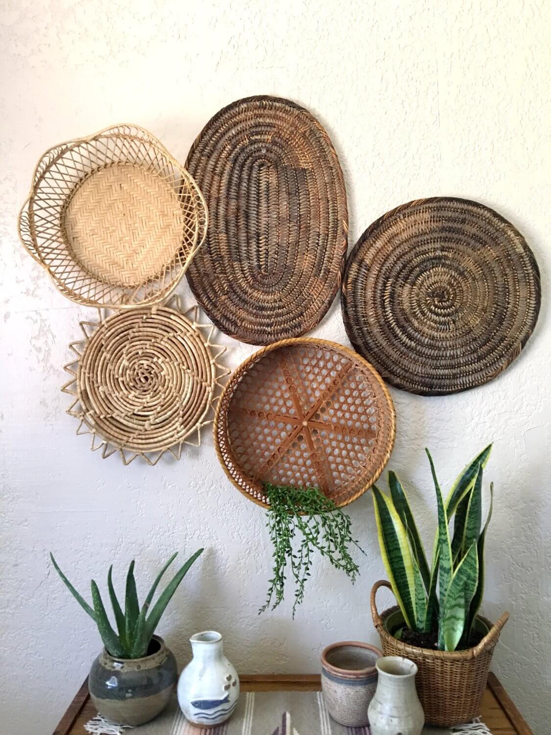 A Beautiful Wall Art Gallery Using Baskets