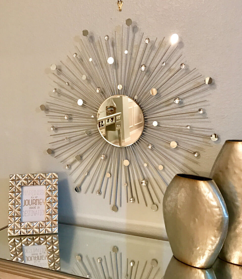 Glamorous Metal Sunburst Wall Mirror