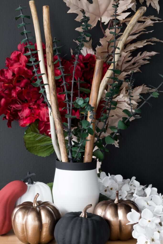 Using Tree Branches for a Beautiful Tabletop Decoration