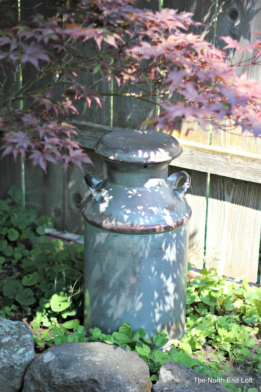 Simple and Classic Outdoor Milk Can