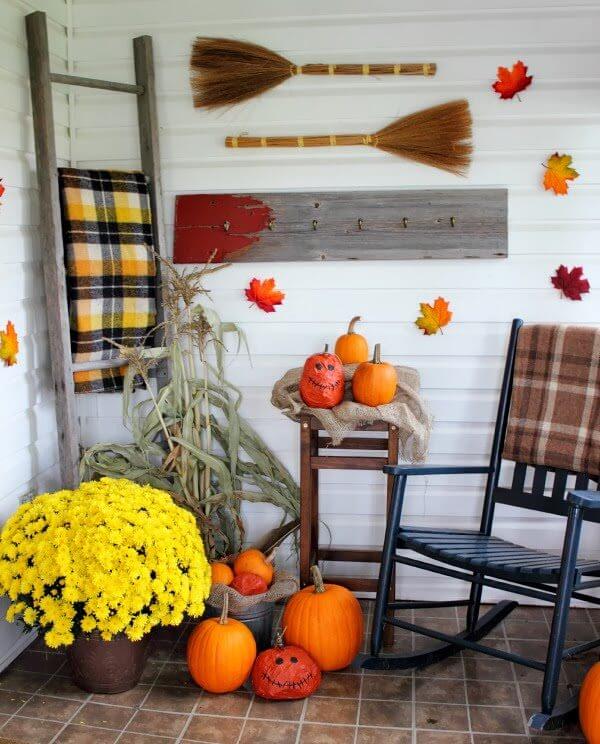 Rustic Wood, Bright Pumpkins & Hearty Mums