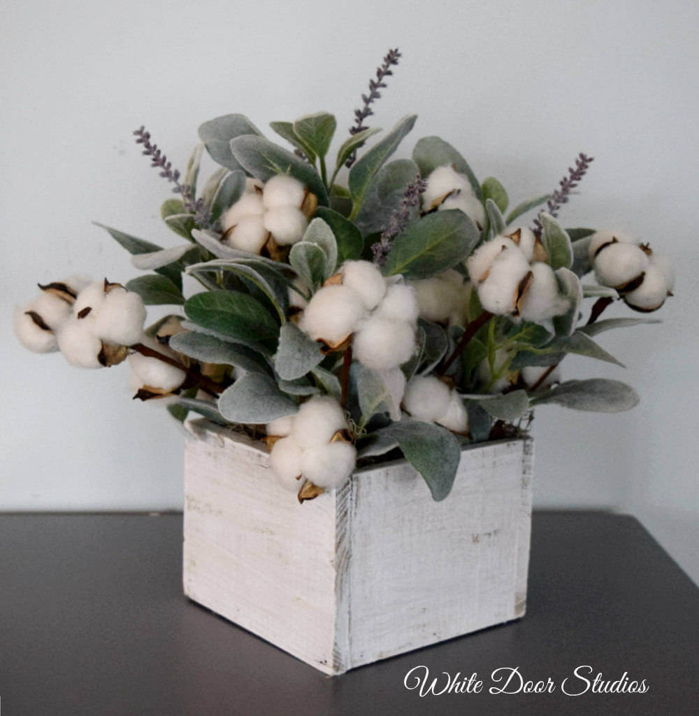 Cozy Shabby Chic Cotton Display Box