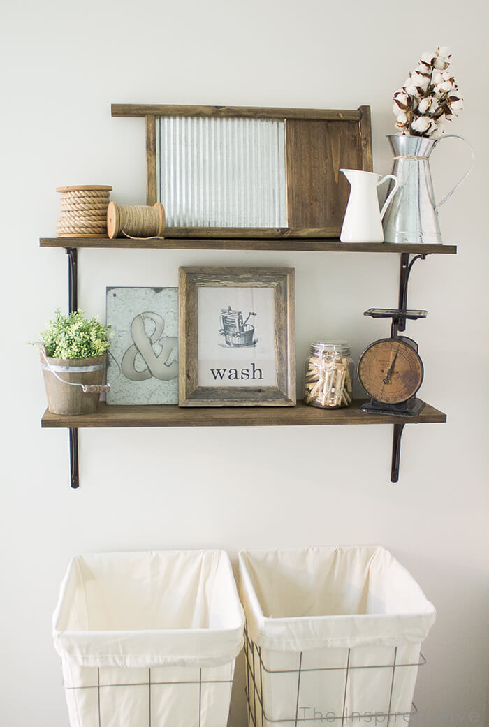 Rustic Chic Decor Options for the Closet Organizer