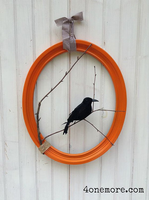 Simple Bird On A Tree Wreath